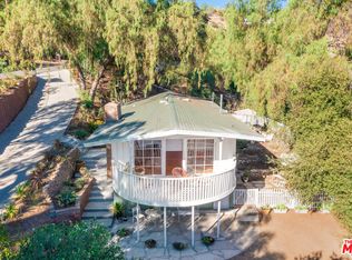 1930 Topanga Skyline Dr, Topanga, CA 90290