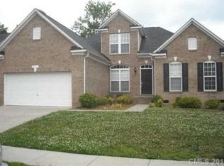13120 Arrington Heights Pl, Charlotte, NC 28278