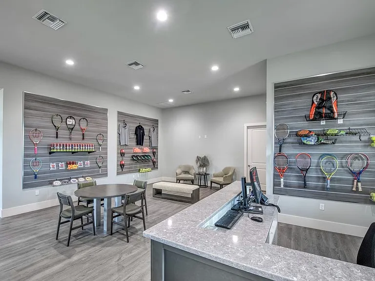 20210 Kingmont Dr — Photo 49