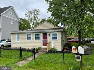 1189 Grove Ave, Shady Side, MD 20764