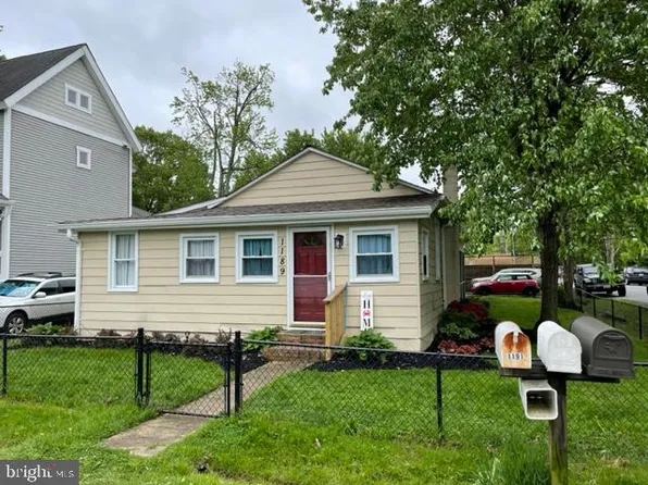 1189 Grove Ave, Shady Side, MD 20764