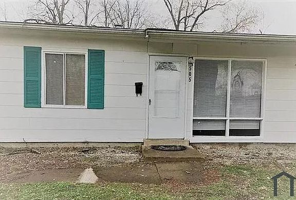 2nd image of 505 Saint Thomas Ln