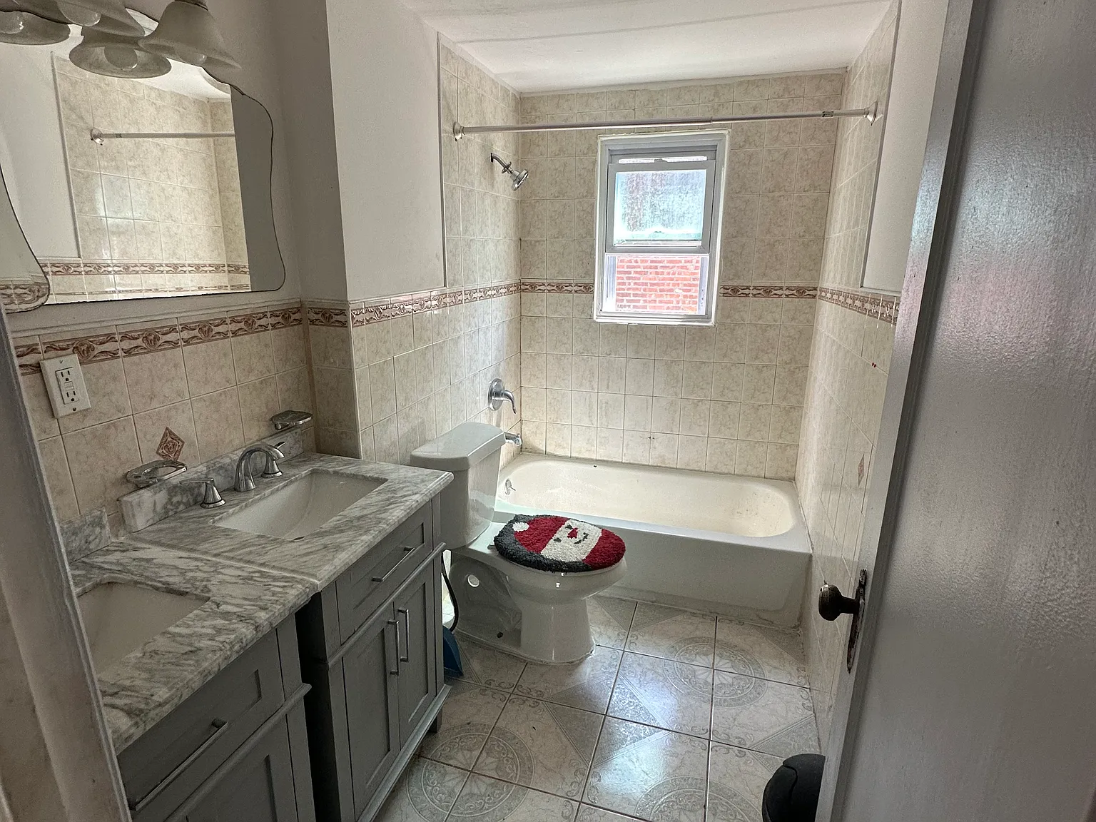 1 bed, 4000 sqft, $1,450 — Photo 2
