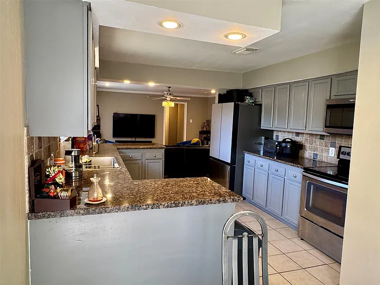 5218 Willowbend Blvd — Photo 8