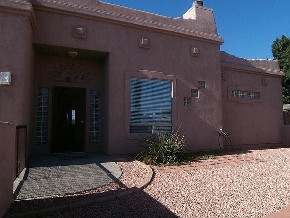 5th image of 1733 E Arrowhead Ln