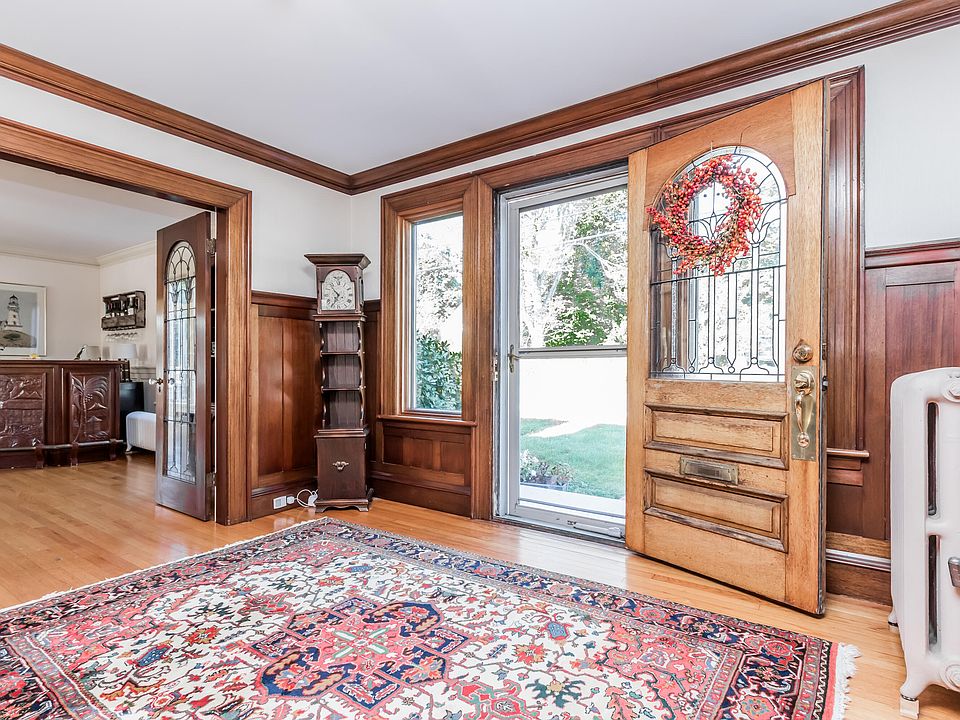 990 Sawyer Street, South Portland, ME 04106 Zillow