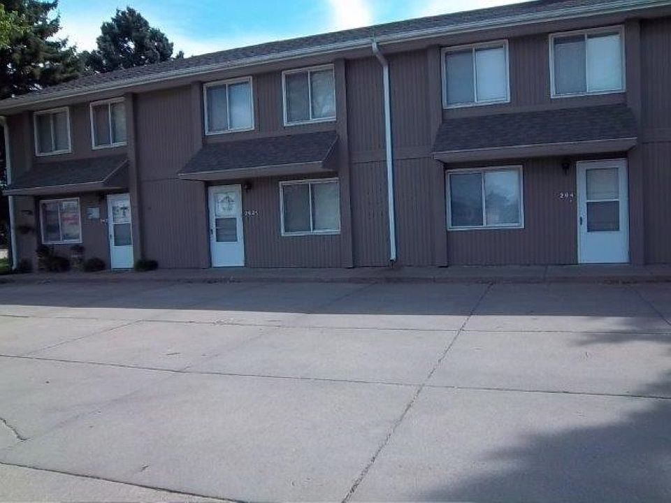 1st image of 204 W Francis St