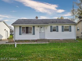 2441 Betty Ln, Flint, MI 48507