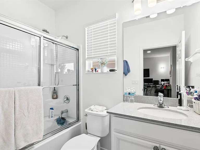 6262 Goldcoast Ave — Photo 18