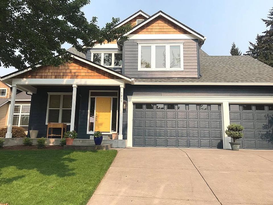 1st image of 1217 SE 116th Ct