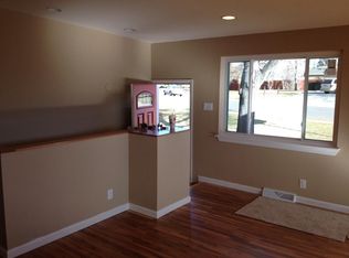 3095 E Maplewood Ave, Centennial, CO 80121