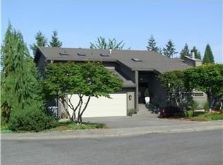 16975 157th Ave SE, Renton, WA 98058