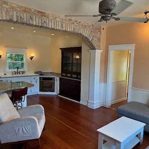 1 bed, 1300 sqft, $2,000 — Photo 3