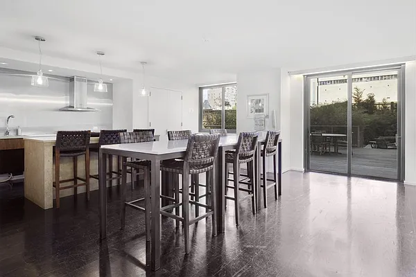 Sold by NextStopNY | media 26
