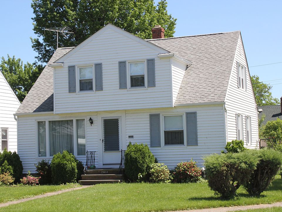 1st image of 29414 Parkwood Dr