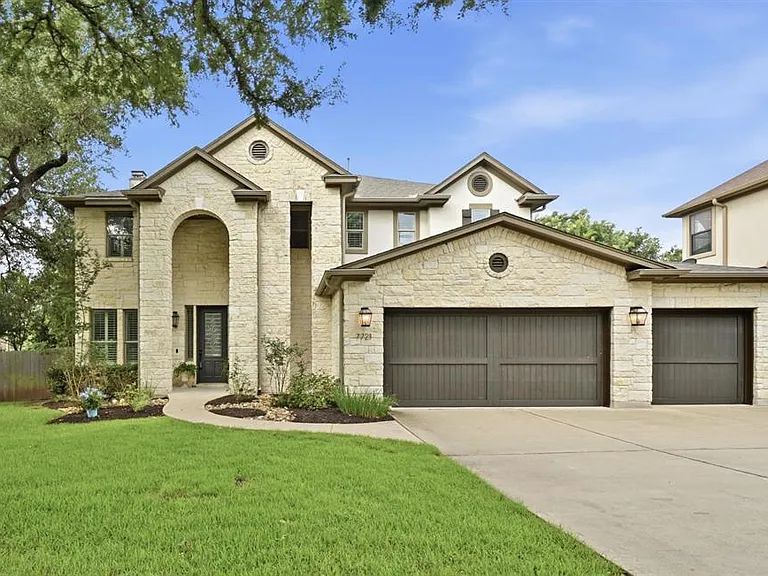 7721 Haggans Ln — Photo 1