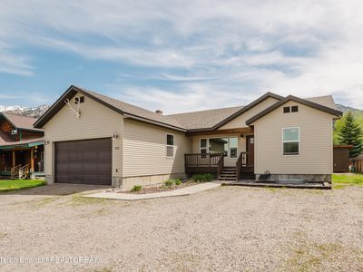 222 River Bench Rd, Alpine, WY, 83128