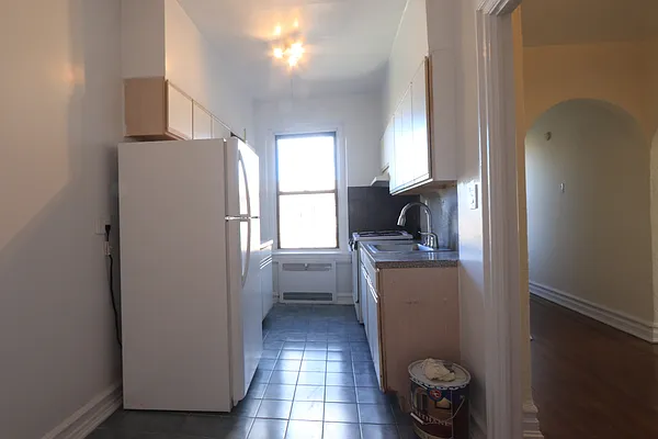 Rented by Douglas Elliman | media 13