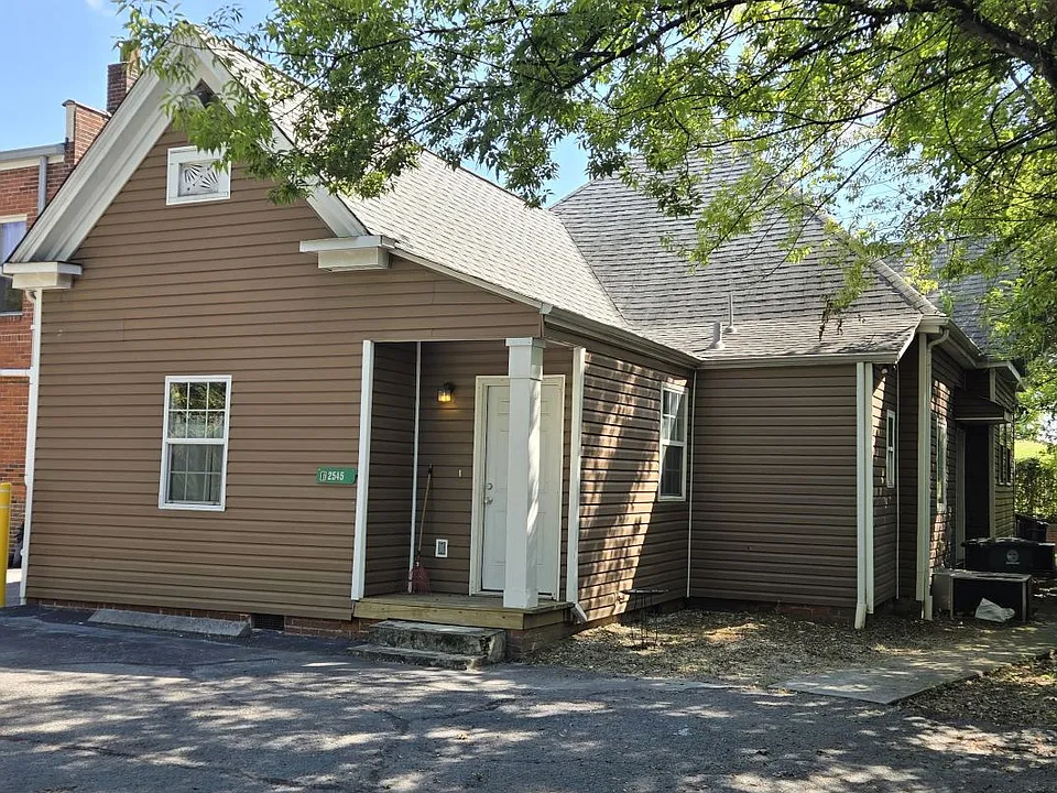 2545 McCallie Ave #107
