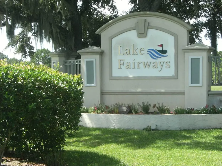 9861 Spyglass Ct — Photo 35