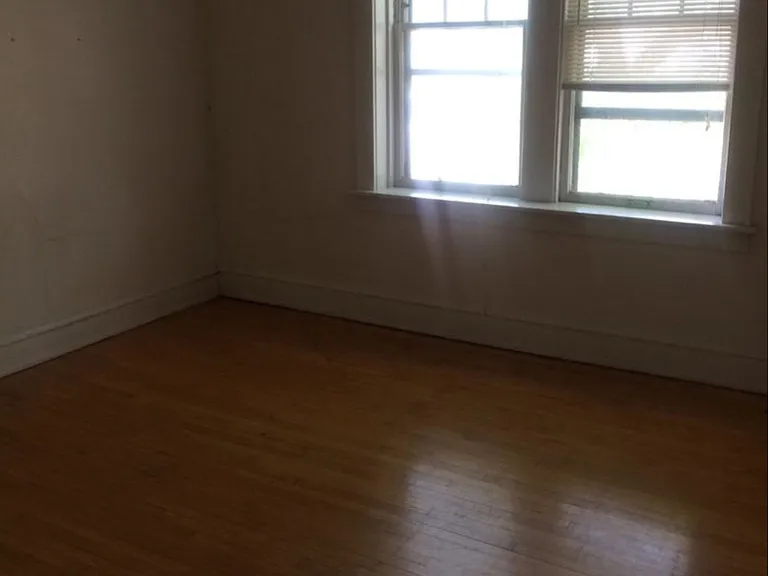 2526 N Maryland Ave #1 — Photo 11