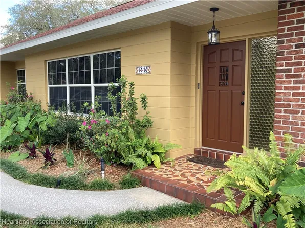 1317 Hotiyee Ave, Sebring, FL 33870