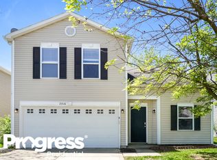 2316 Summerwood Ln, Greenwood, IN 46143