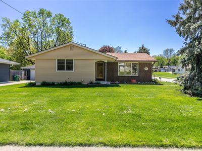 3012 Vine St, West Des Moines, IA, 50265