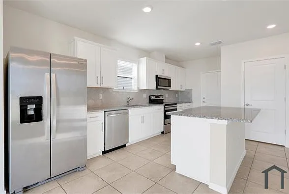7780 Syracuse Dr — Photo 9