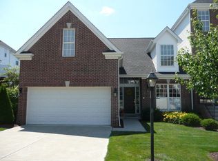 400 Gettysburg Dr, Mars, PA 16046