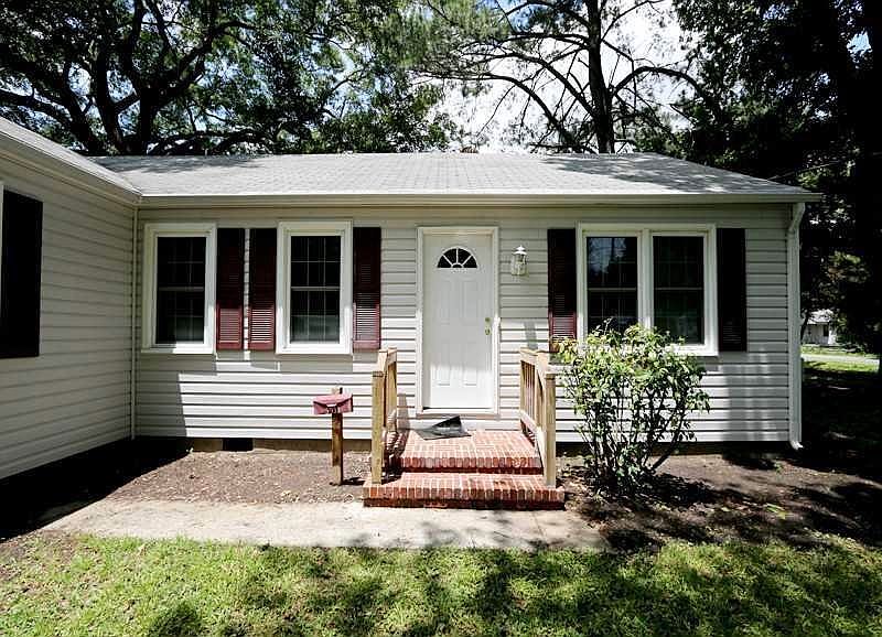 For Sale: 5931 Marshall Ave, Newport News, VA 23605