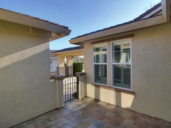 5th image of 5530 Jonesboro Way