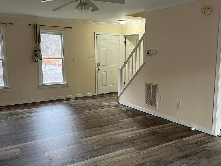 2609 Tavern Way — Photo 6