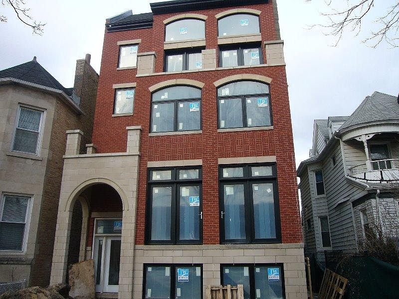 1st image of 6116 S Dorchester Ave APT 1
