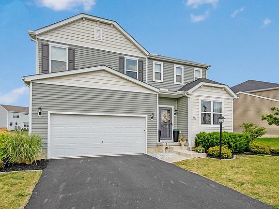 2nd image of 902 Burtwood Dr