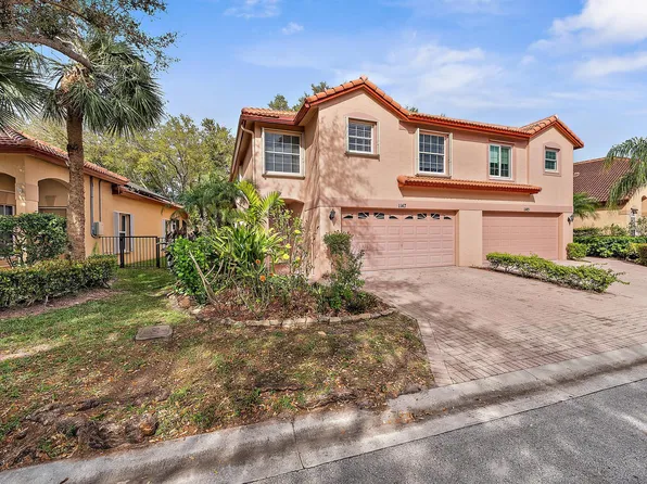 1147 Via Jardin, Riviera Beach, FL 33418