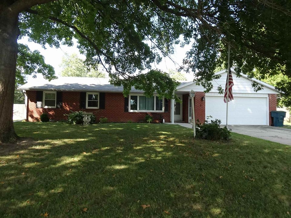 FRONT EXTERIOR
