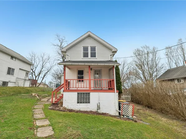 2893 Maple St, Bethel Park, PA 15102