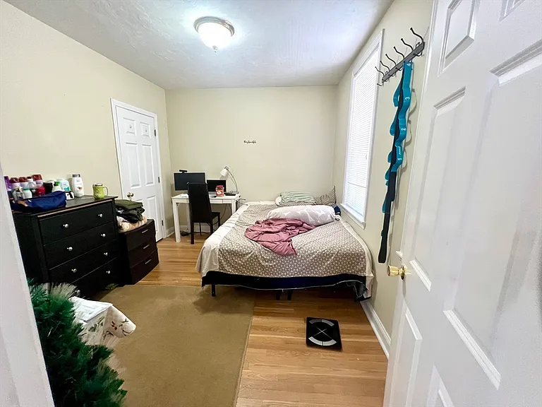 150 Sumner St #1 — Photo 12