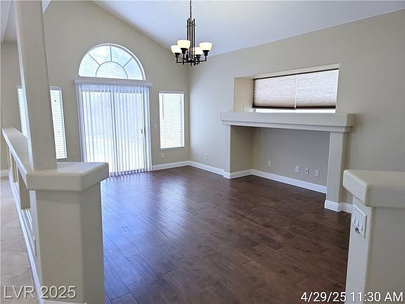 4th image of 7406 Mission Palm St