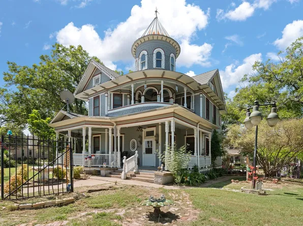 200 NW 4th St, Hubbard, TX 76648