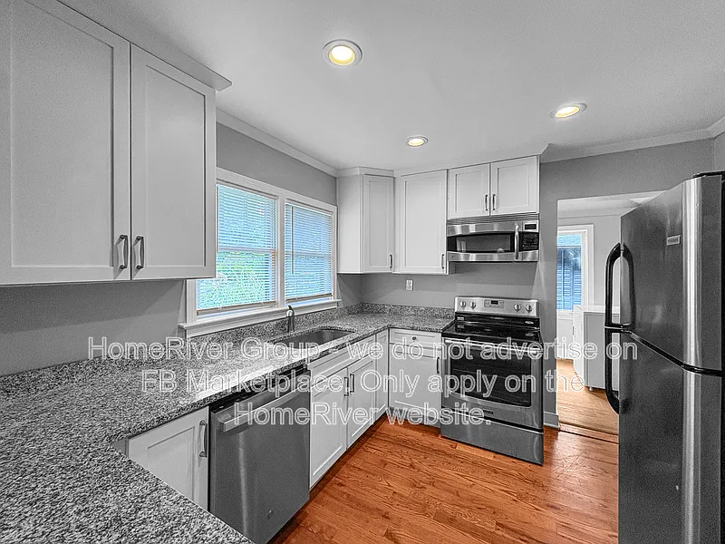 2 bed, 1.0 bath, $1,150 — Photo 4
