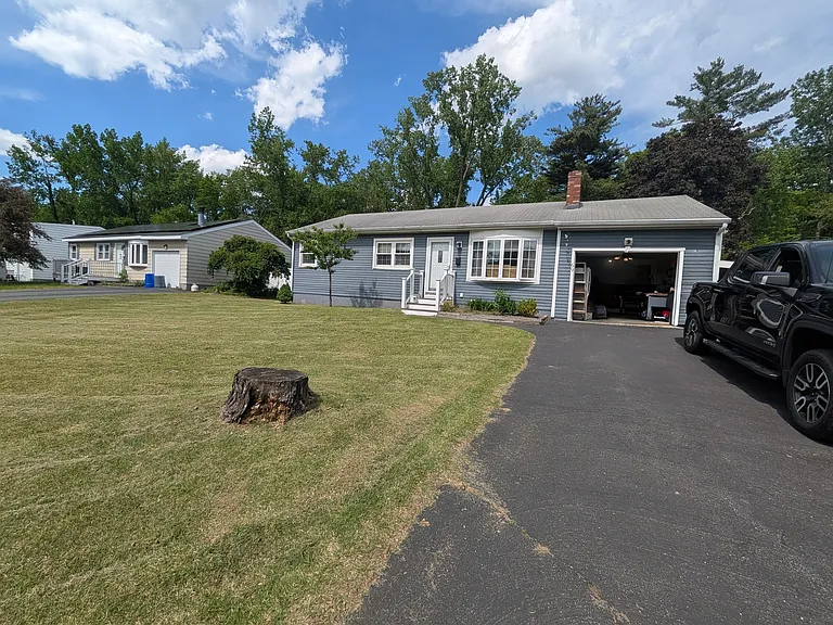 69 Bridal Path — Photo 1