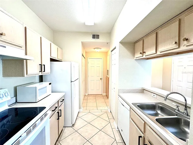 1238 S Missouri Ave #102 — Photo 9