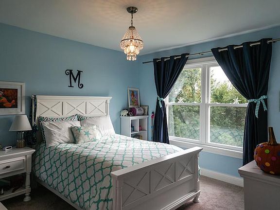 DJK Homes The Hampton Bedroom 4