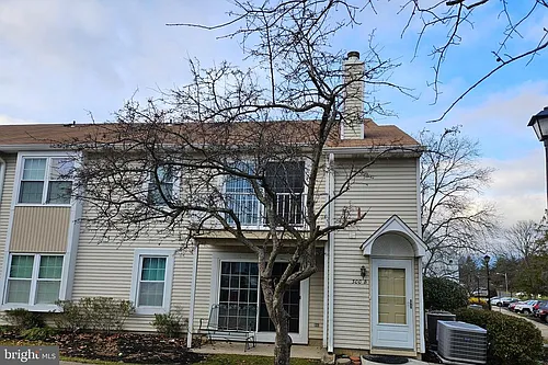 300 Mitten Ln Photo 1