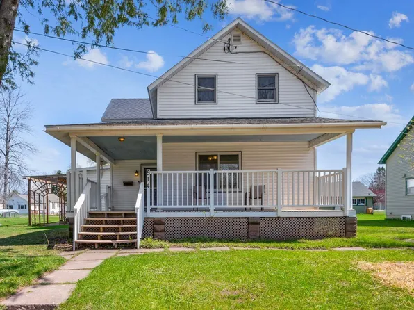 514 11th Ave E, Ashland, WI 54806