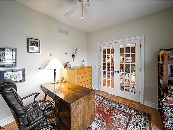 5th image of 2527 Buckeye Blvd