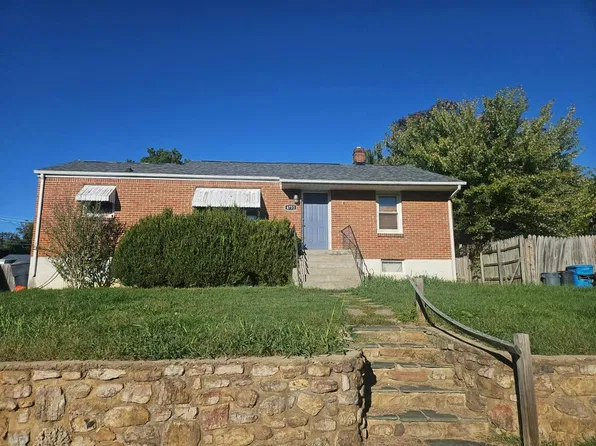 4753 Showalter Rd NW, Roanoke, VA 24017