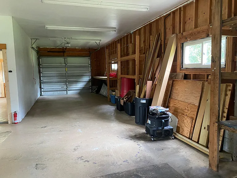 150 Lake Rd — Photo 31